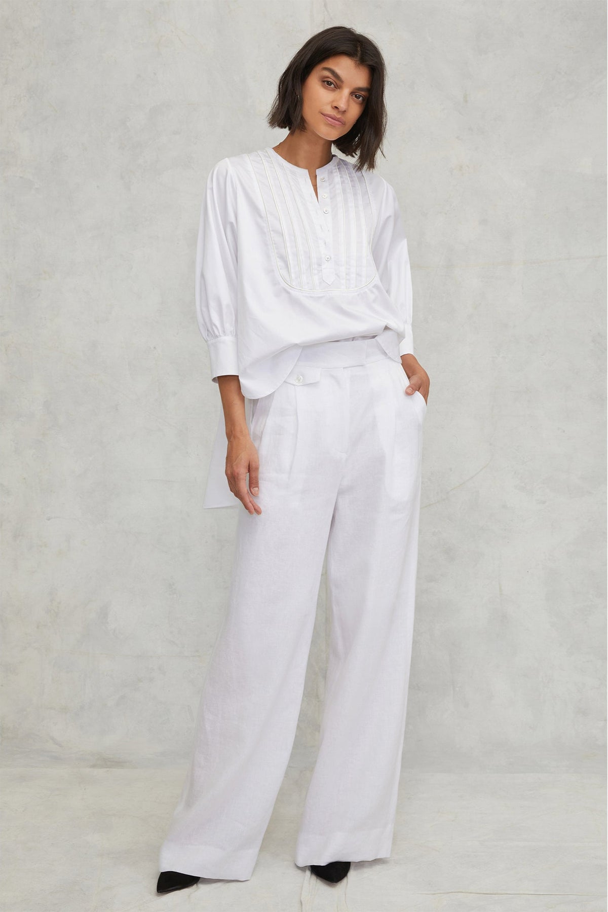 Solea Linen Wide Leg Trouser in White | MARISSA WEBB