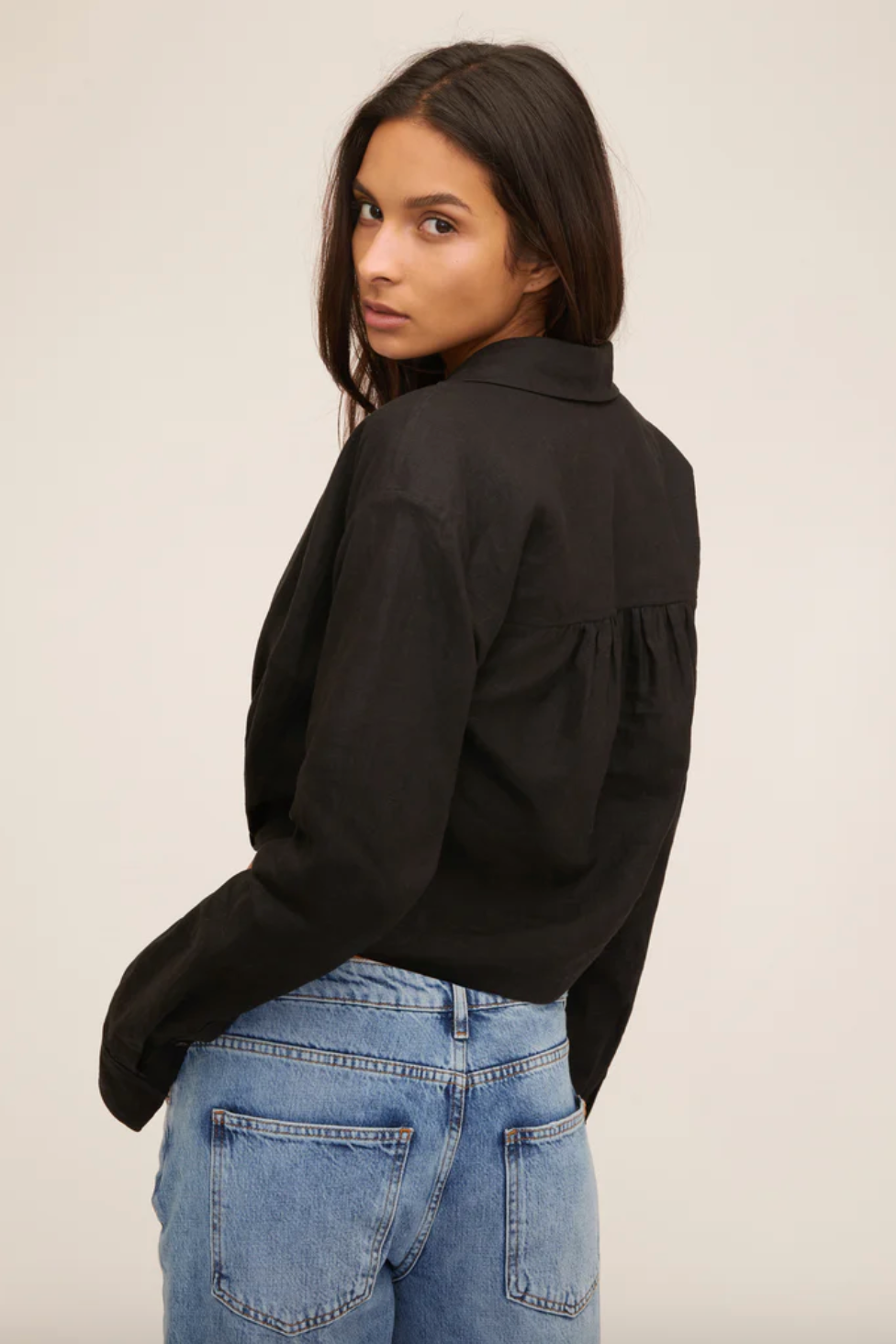 Cropped Linen Blouse in Black