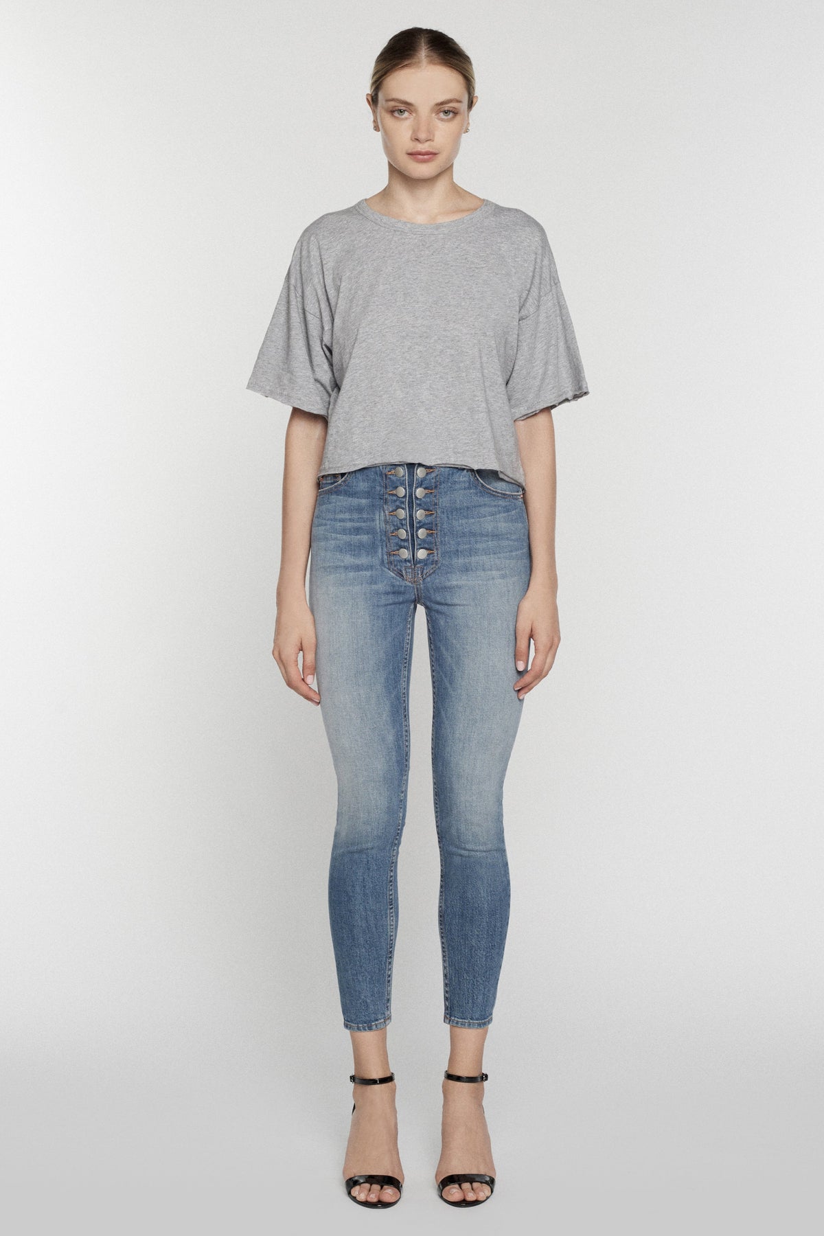 Tayler Crew Neck Tee in Heather Grey