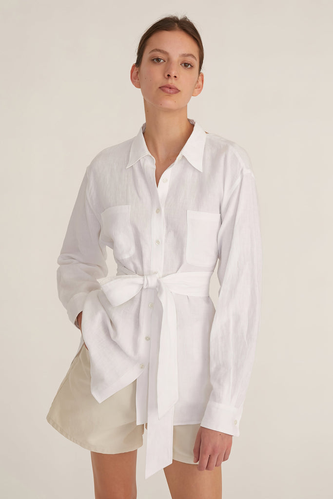 Brett Linen U-Back Button Down in Linen White