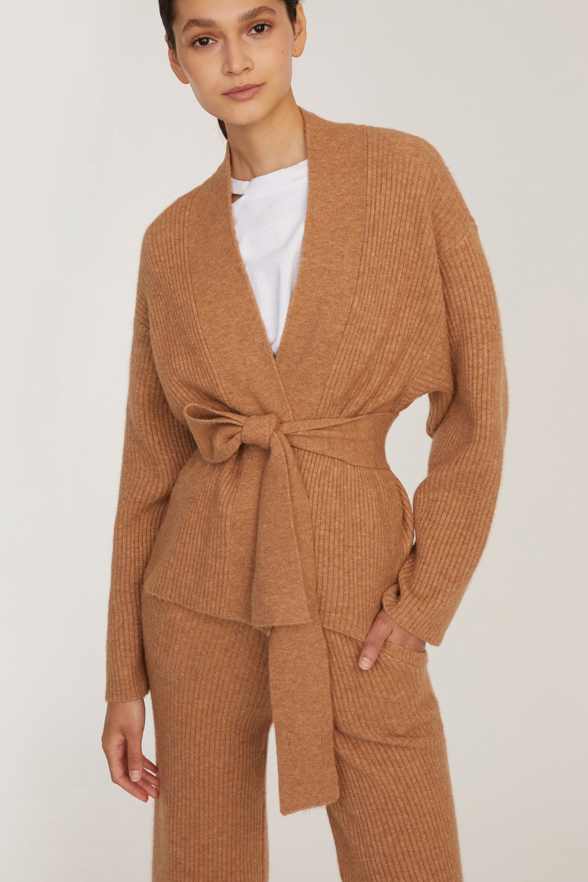 Kyrie Cashmere Blend Cropped Cardigan in Camel