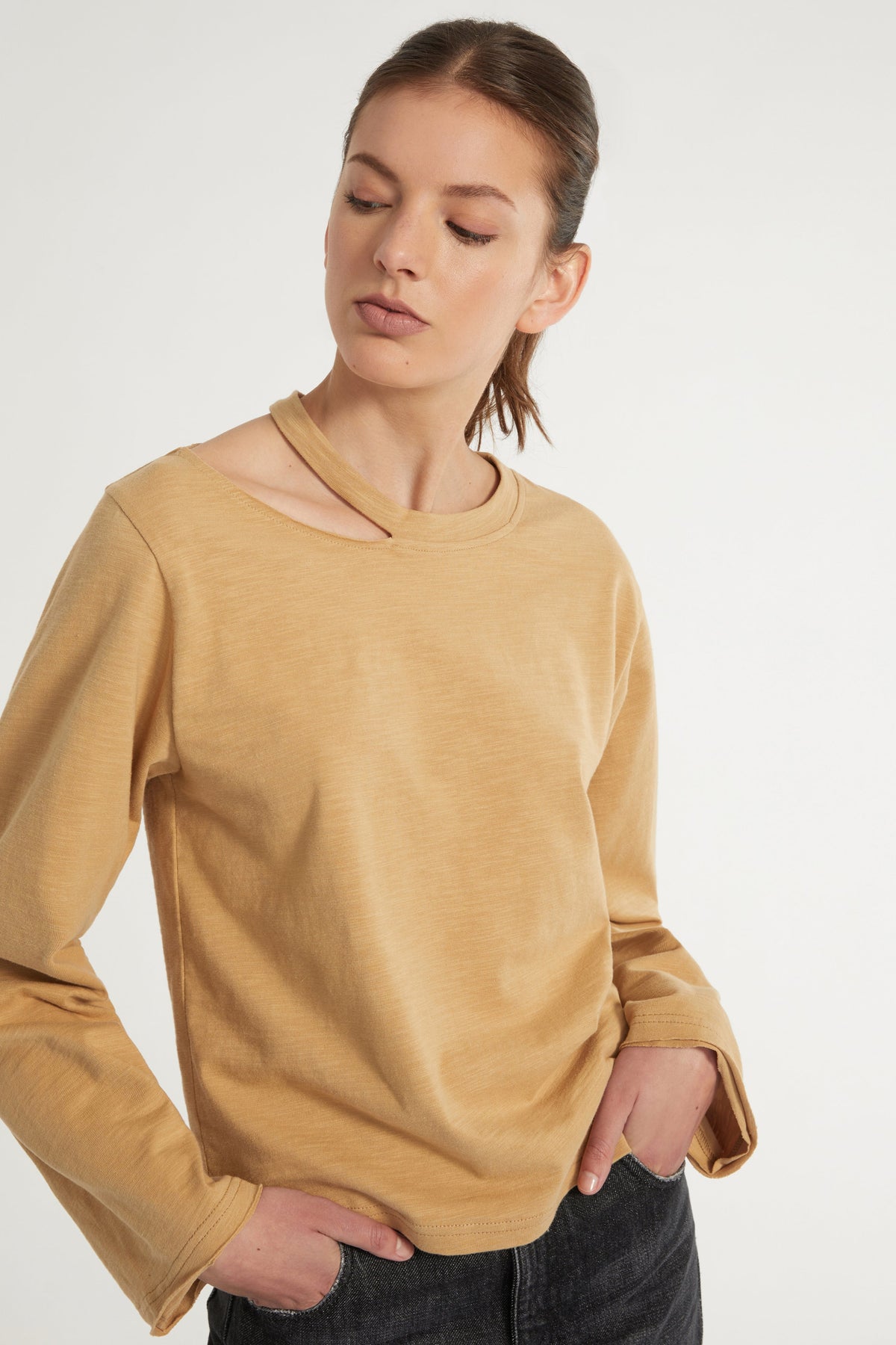 Tate Cut Out Long Sleeve in Sedona