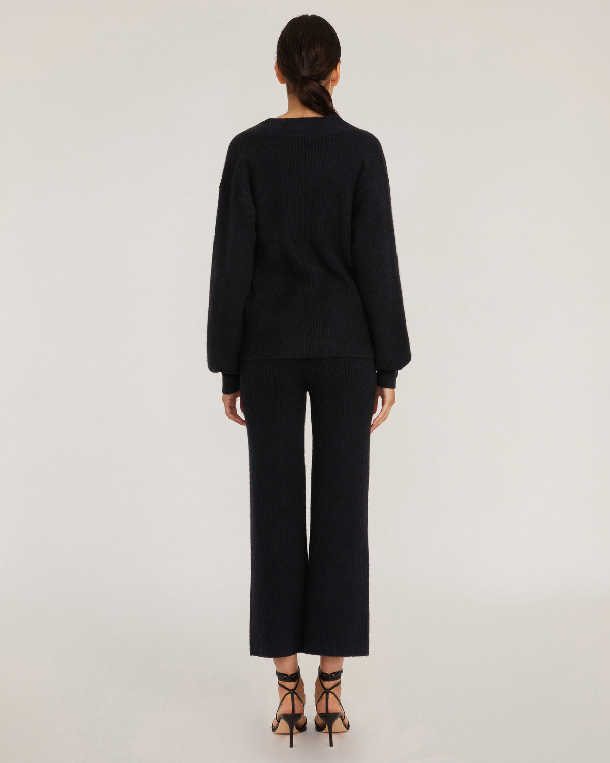 Arie Ribbed Cashmere Blend Pant in Black